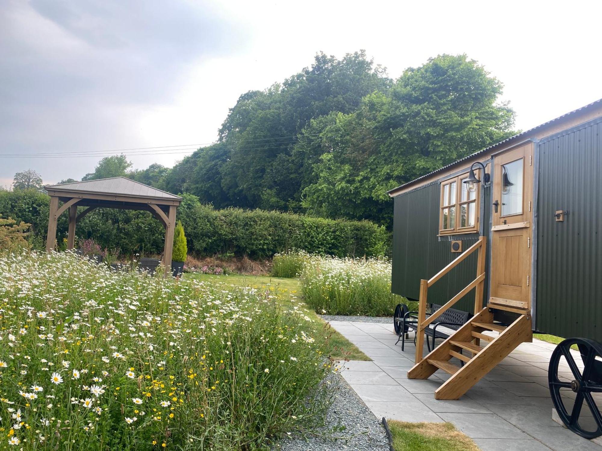 Hotel Woody'S Retreat Bolton by Bowland Zewnętrze zdjęcie